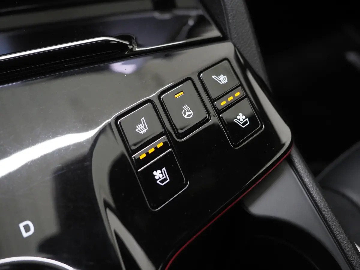 1.6 T-GDi Plug-in Hybrid AWD GT-Line | Panoramadak | Sportstoelen | Leder | 360 | Keyless | Adaptive Cruise | Sfeerlicht | Carplay