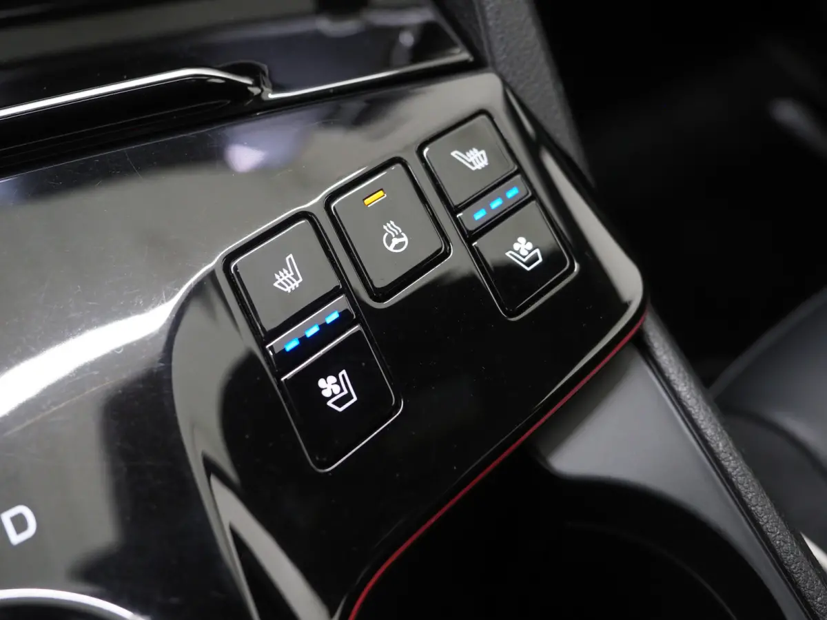 1.6 T-GDi Plug-in Hybrid AWD GT-Line | Panoramadak | Sportstoelen | Leder | 360 | Keyless | Adaptive Cruise | Sfeerlicht | Carplay
