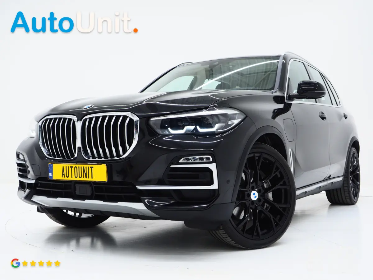 xDrive45e High Executive | Panoramadak | Leder | Trekhaak | Luchtvering | HUD | Camera | Sfeerlicht | Carplay