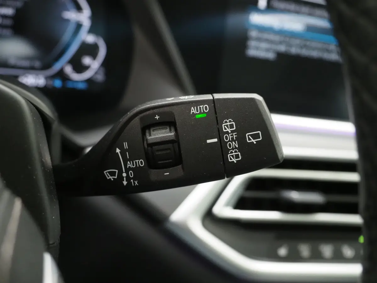 xDrive45e High Executive | Panoramadak | Leder | Trekhaak | Luchtvering | HUD | Camera | Sfeerlicht | Carplay