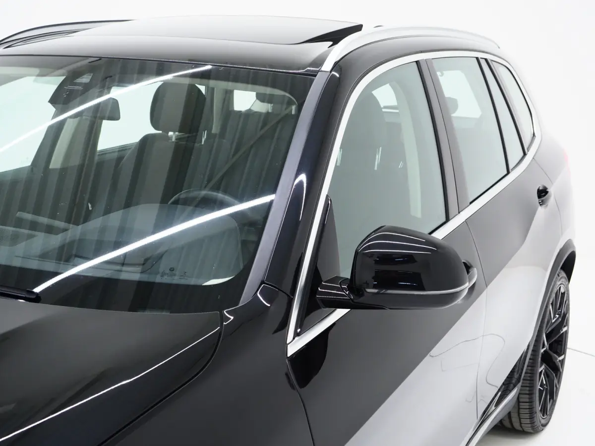 xDrive45e High Executive | Panoramadak | Leder | Trekhaak | Luchtvering | HUD | Camera | Sfeerlicht | Carplay