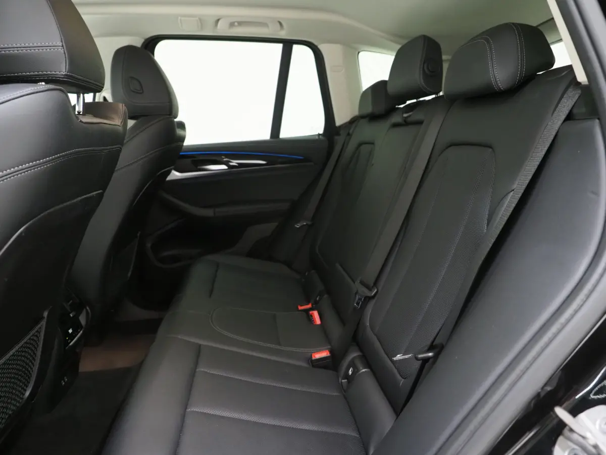 xDrive30e 292PK Facelift | Camera | Sfeerverlichting | Stoelverwarming | Cruise | Virtual | Carplay