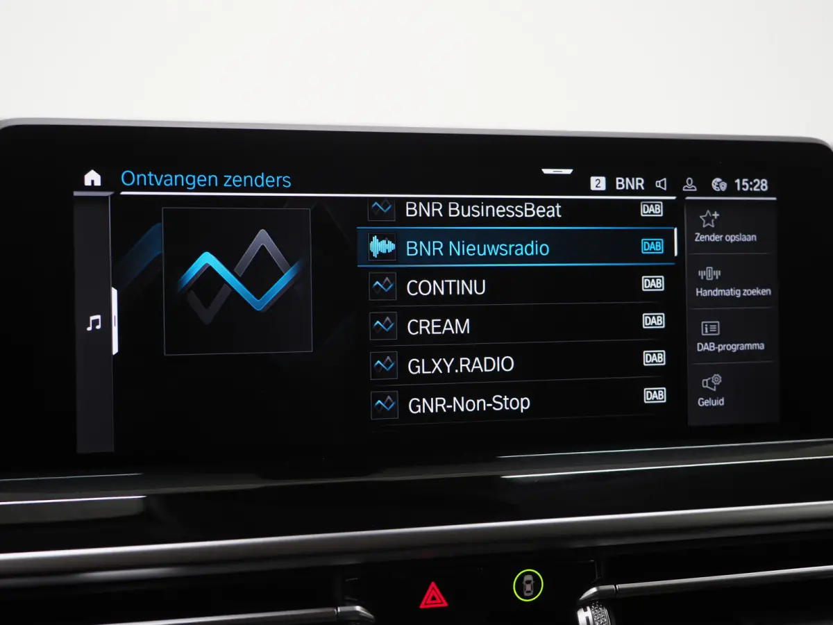 xDrive30e 292PK Facelift | Camera | Sfeerverlichting | Stoelverwarming | Cruise | Virtual | Carplay