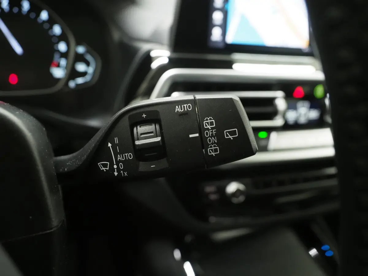 xDrive30e 292PK Facelift | Camera | Sfeerverlichting | Stoelverwarming | Cruise | Virtual | Carplay