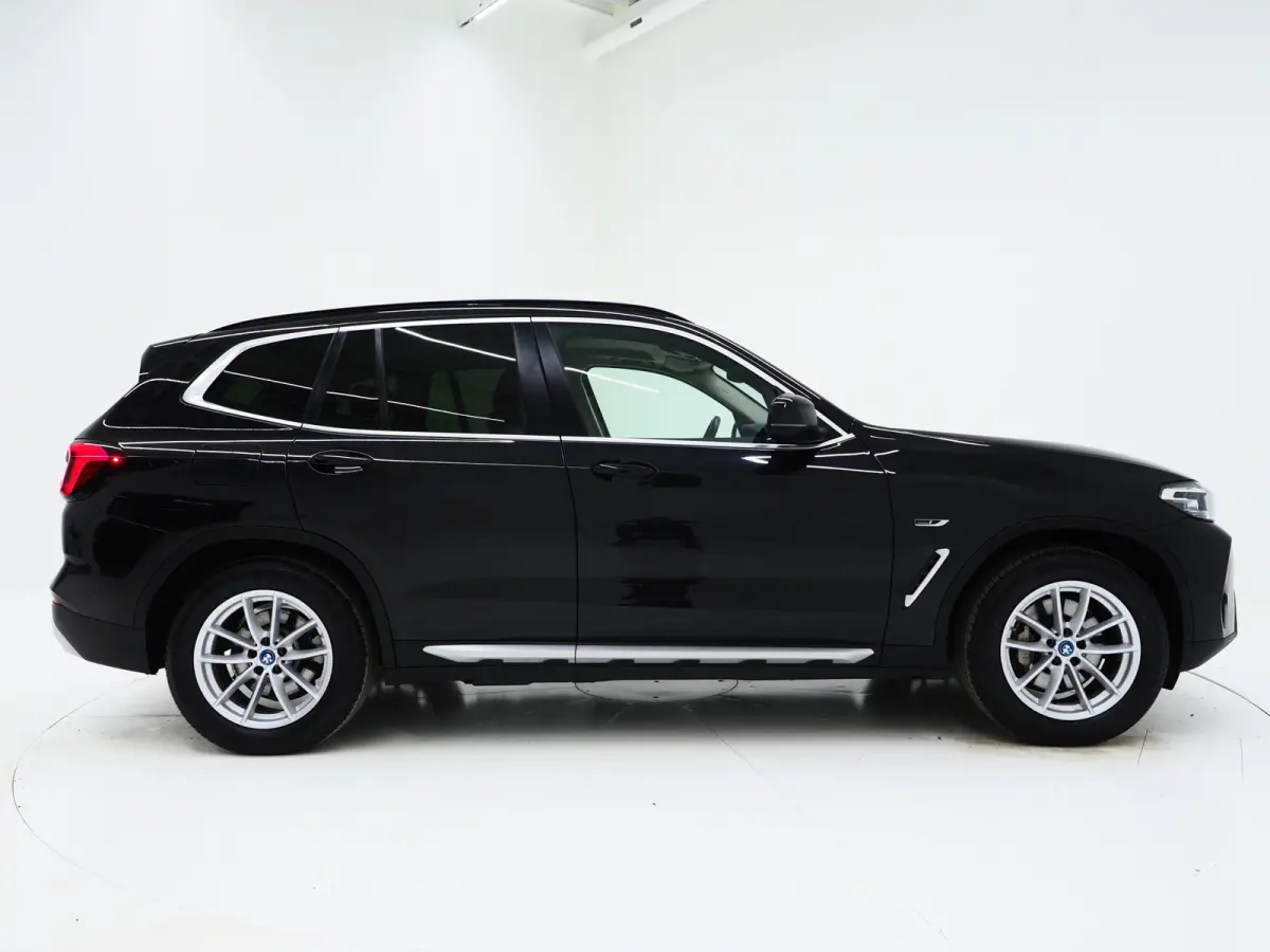 xDrive30e 292PK Facelift | Camera | Sfeerverlichting | Stoelverwarming | Cruise | Virtual | Carplay