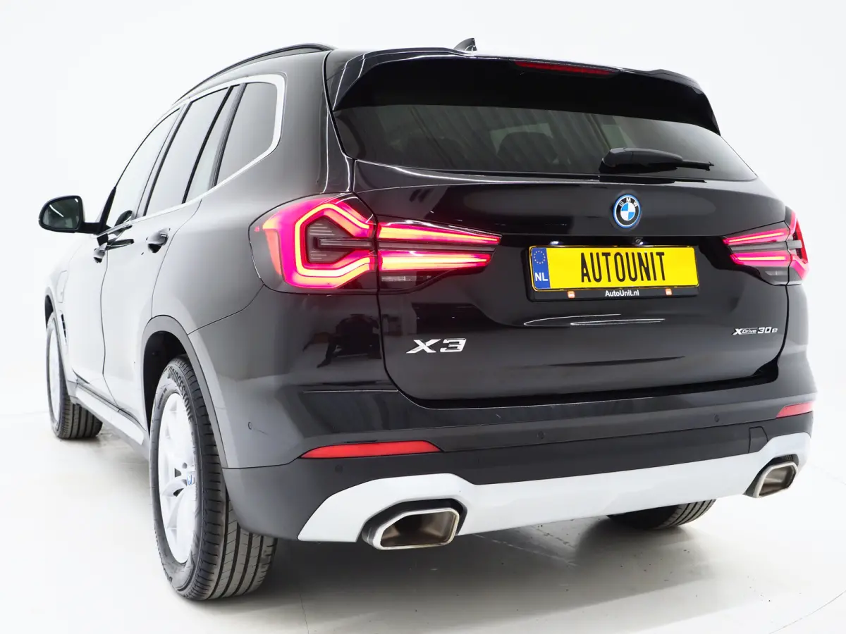 xDrive30e 292PK Facelift | Camera | Sfeerverlichting | Stoelverwarming | Cruise | Virtual | Carplay