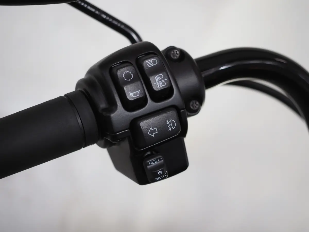 2022 | Black Trim | Keyless | Cruise Control | LED