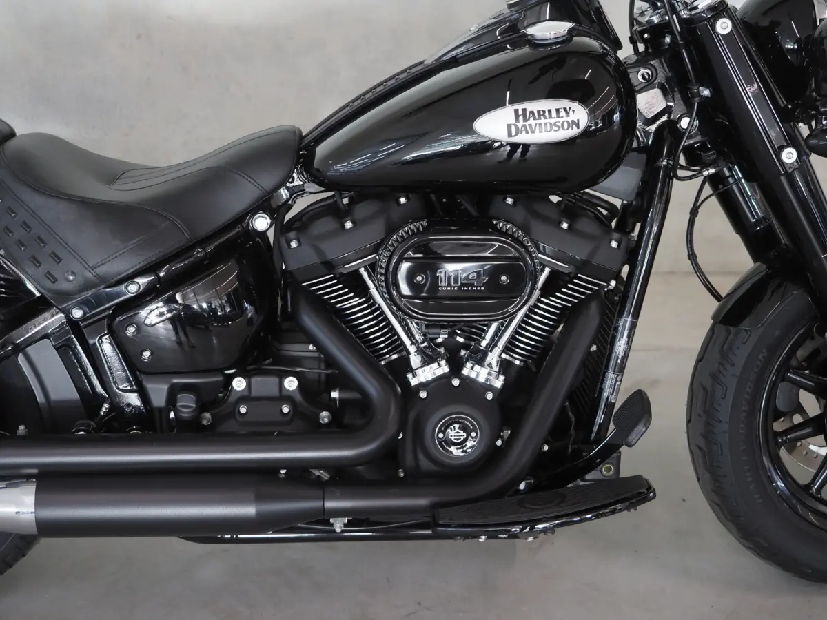 2022 | Black Trim | Keyless | Cruise Control | LED
