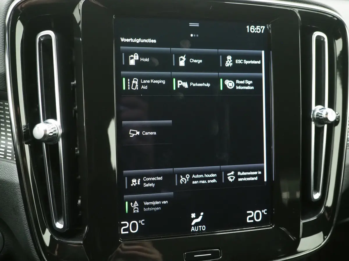 1.5 T5 R-Design Full Black | Camera | Keyless | Virtual | DAB | Climate | Zwarte Hemel | Carplay