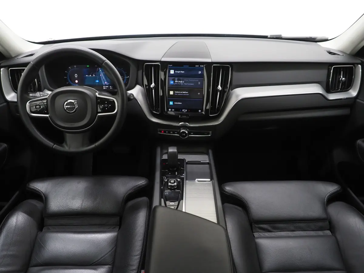 2.0 T6 Plug-in hybrid AWD Plus Dark Long Range | Panoramadak | Keyless | Camera | Leder | Memory | Climate | LED | Carplay