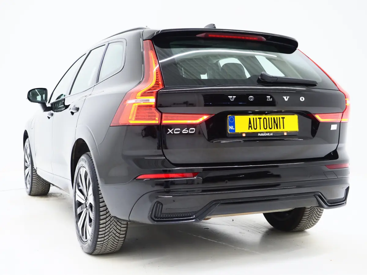 2.0 T6 Plug-in hybrid AWD Plus Dark Long Range | Panoramadak | Keyless | Camera | Leder | Memory | Climate | LED | Carplay