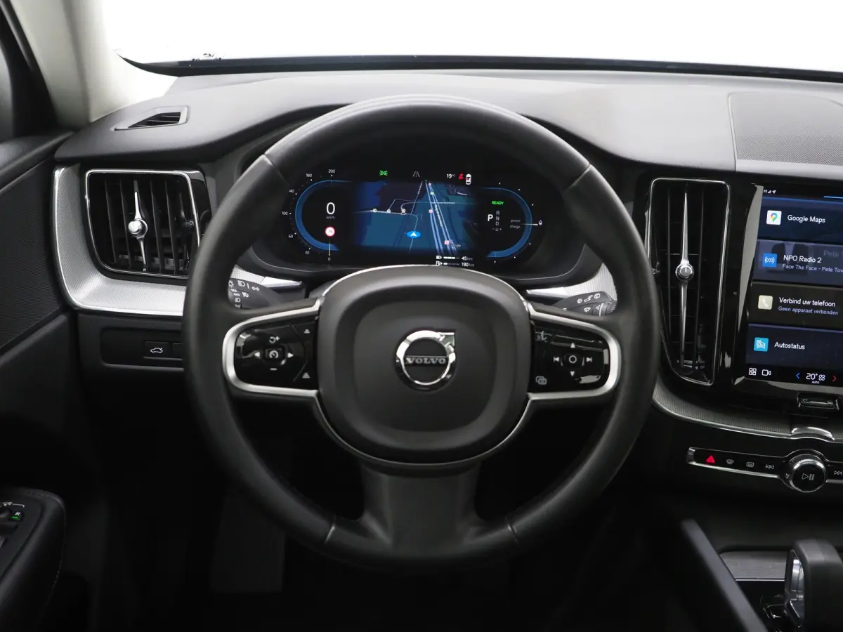 2.0 T6 Plug-in hybrid AWD Plus Dark Long Range | Panoramadak | Keyless | Camera | Leder | Memory | Climate | LED | Carplay