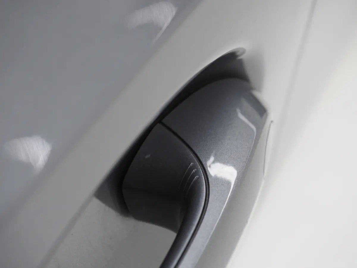 320e LCI Shadow Line | Nieuw Model | Keyless | Camera | Dodehoekdetectie | Widescreen | Carplay | Cruise | DAB | LED