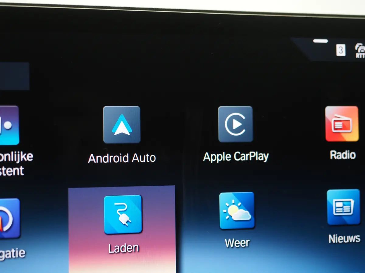 320e LCI Shadow Line | Nieuw Model | Keyless | Camera | Dodehoekdetectie | Widescreen | Carplay | Cruise | DAB | LED