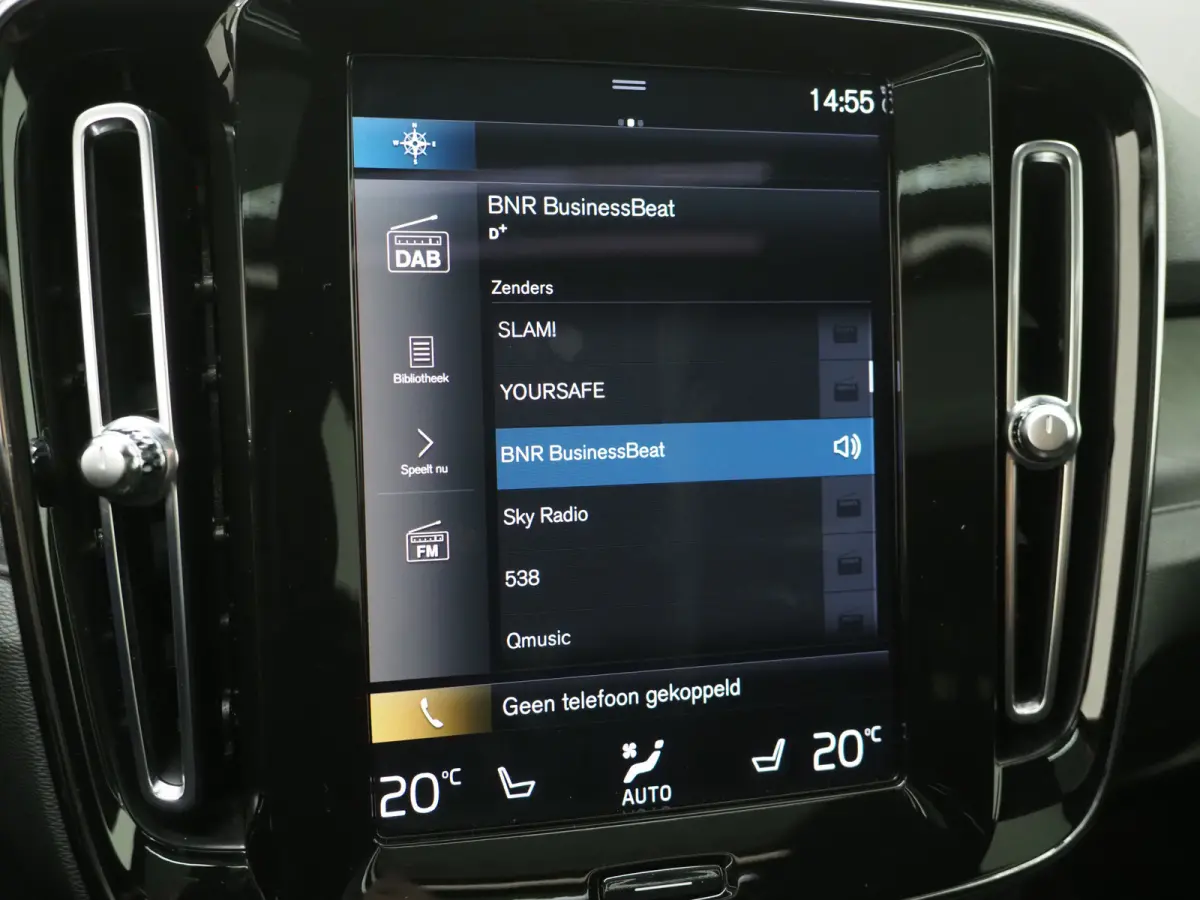 1.5 T5 Plug-in hybrid Ultimate Dark | Panoramadak | Harman/Kardon | Pilot Assist | Camera | BLIS | Keyless | Carplay