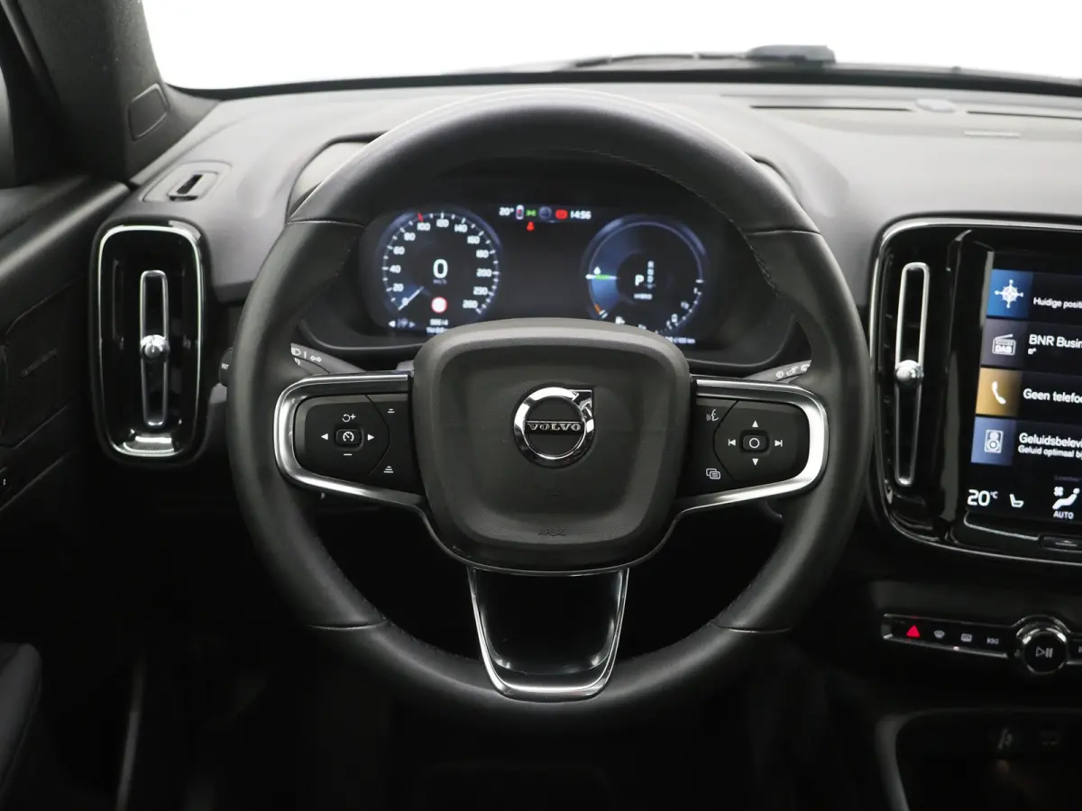 1.5 T5 Plug-in hybrid Ultimate Dark | Panoramadak | Harman/Kardon | Pilot Assist | Camera | BLIS | Keyless | Carplay