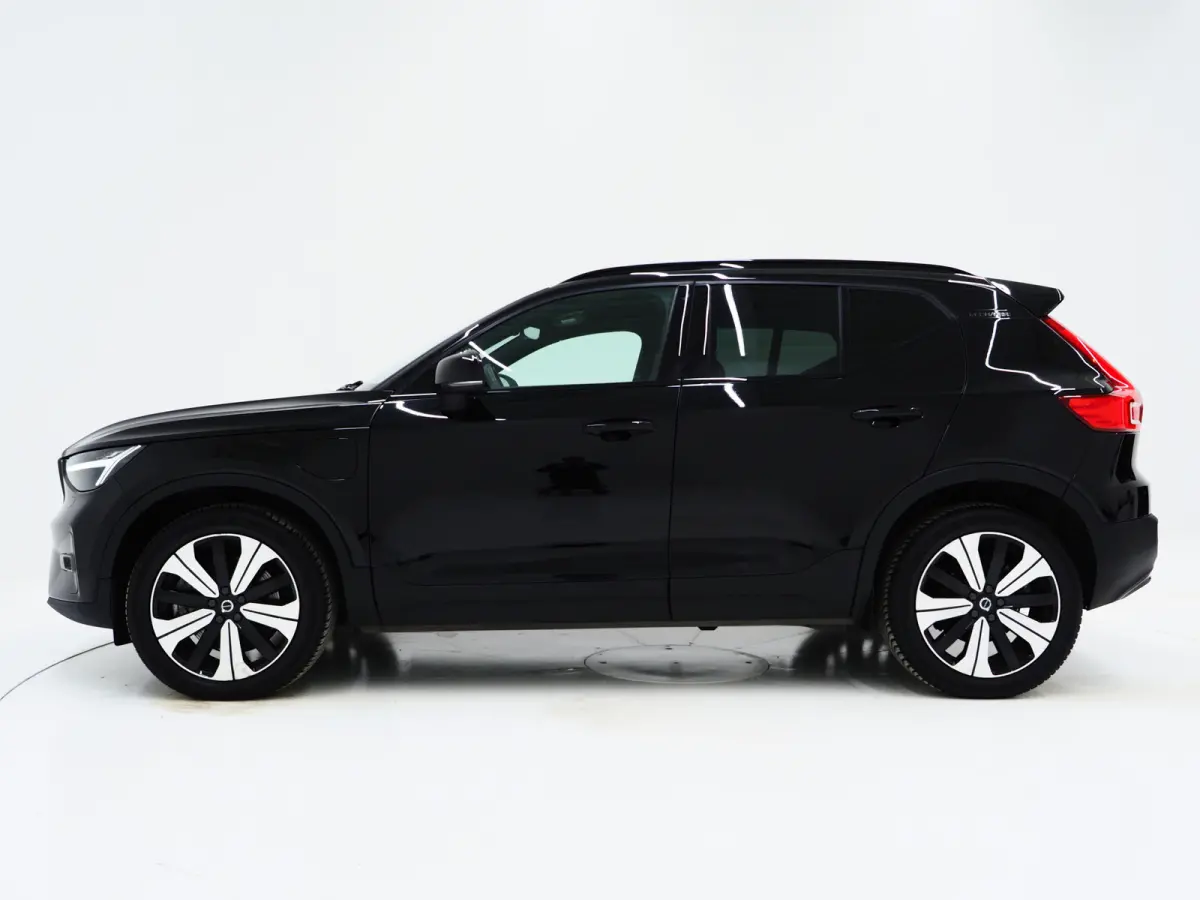 1.5 T5 Plug-in hybrid Ultimate Dark | Panoramadak | Harman/Kardon | Pilot Assist | Camera | BLIS | Keyless | Carplay