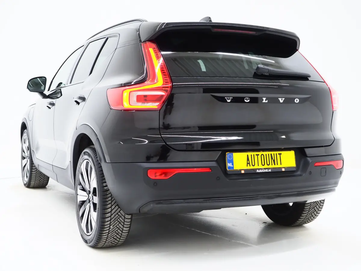 1.5 T5 Plug-in hybrid Ultimate Dark | Panoramadak | Harman/Kardon | Pilot Assist | Camera | BLIS | Keyless | Carplay