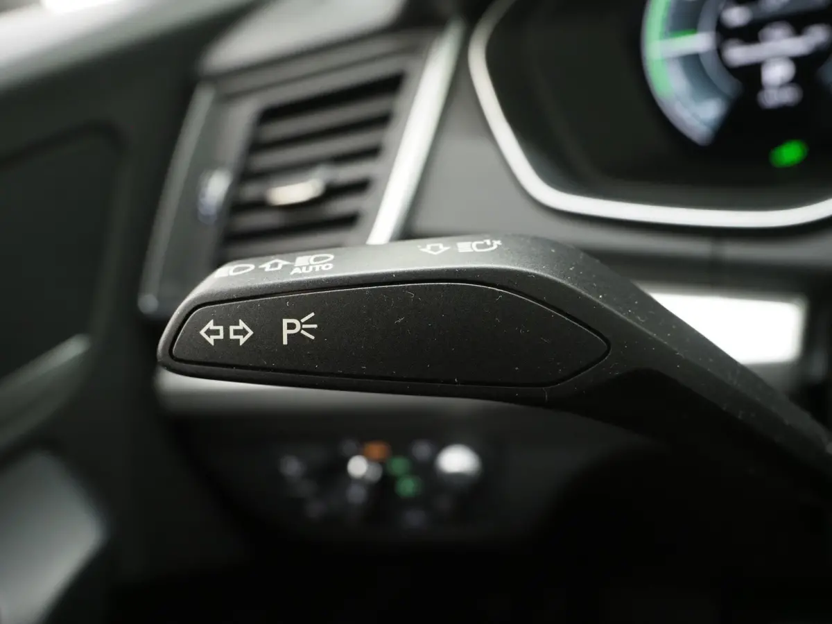 50 TFSI e Quattro | Panoramadak | Leder | HUD | Camera | Virtual | Keyless | Carplay