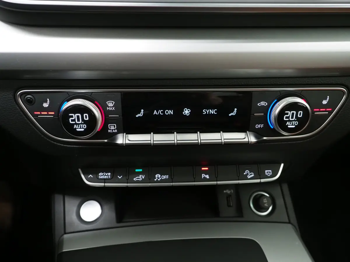 50 TFSI e Quattro | Panoramadak | Leder | HUD | Camera | Virtual | Keyless | Carplay