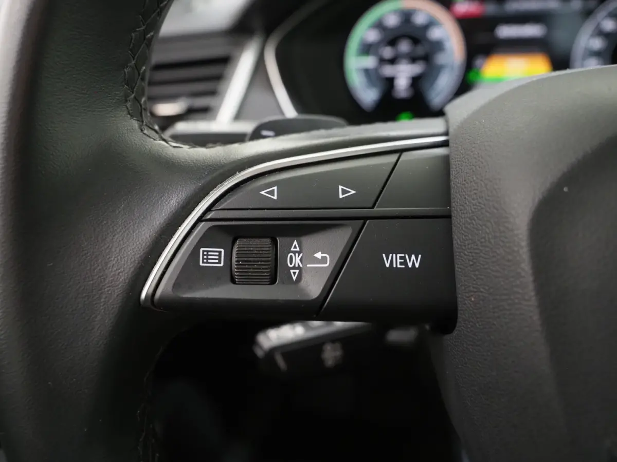 50 TFSI e Quattro | Panoramadak | Leder | HUD | Camera | Virtual | Keyless | Carplay
