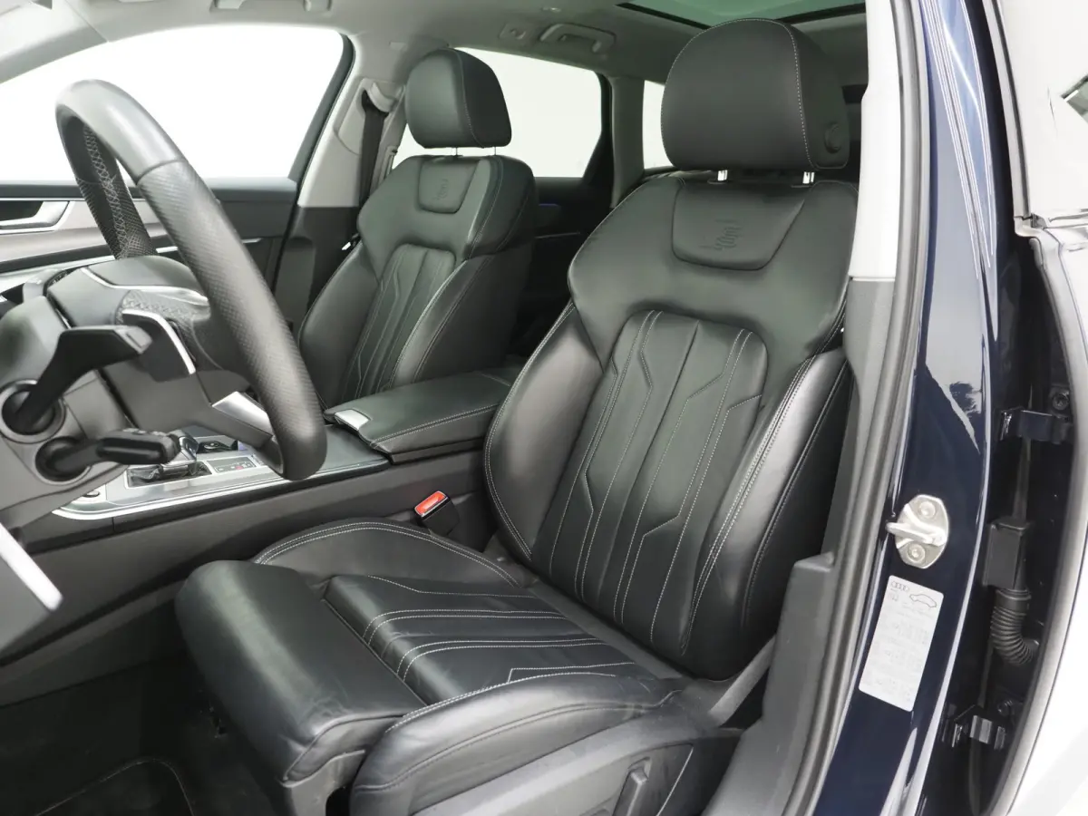 55 TFSI e quattro Full Black | Panoramadak | B&O Audio | Trekhaak | HUD | Leder | Keyless | Sfeerlicht | Carplay