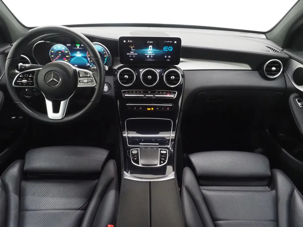 300e 4MATIC | Leder | Camera | Virtual | Stoelverwarming | Donkere Hemel | Dodehoek | Carplay
