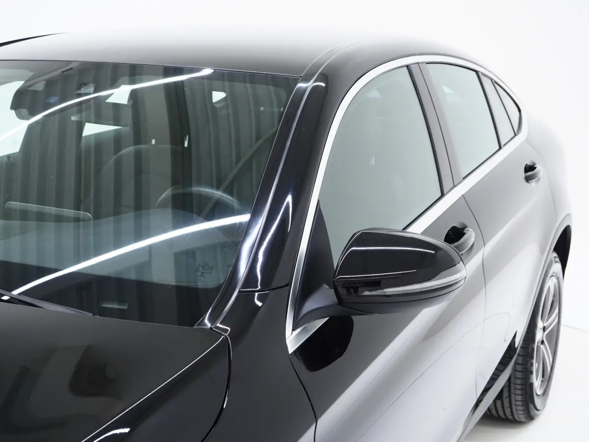 300e 4MATIC | Leder | Camera | Virtual | Stoelverwarming | Donkere Hemel | Dodehoek | Carplay