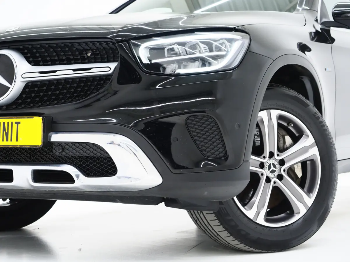 300e 4MATIC | Leder | Camera | Virtual | Stoelverwarming | Donkere Hemel | Dodehoek | Carplay