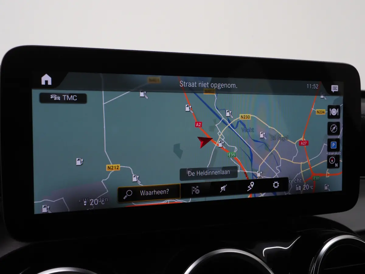 300e 4MATIC | Leder | Camera | Virtual | Stoelverwarming | Donkere Hemel | Dodehoek | Carplay