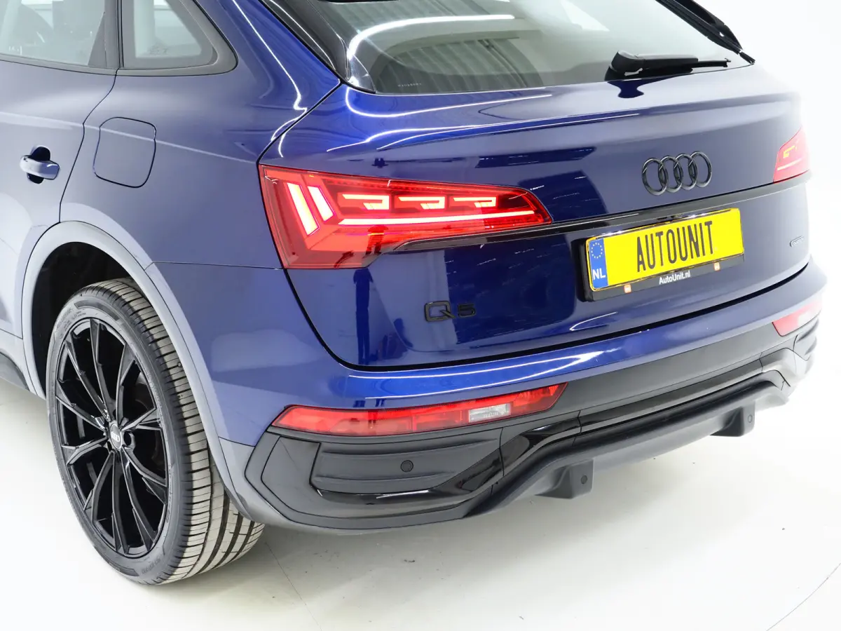 50 TFSI e Full Black | Panoramadak | Trekhaak | Leder | Camera | Memory | Keyless | Adaptive Cruise | Carplay