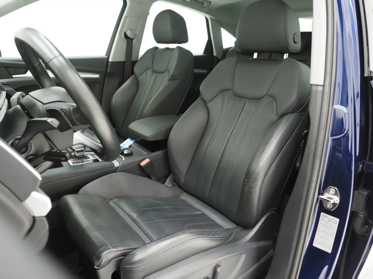 50 TFSI e Full Black | Panoramadak | Trekhaak | Leder | Camera | Memory | Keyless | Adaptive Cruise | Carplay