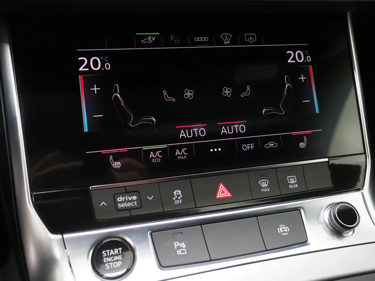 50 TFSI e quattro S-Line Edition | HUD | Camera | Adaptive Cruise | Donkere Hemel | Stoel/stuurverwarming | Carplay