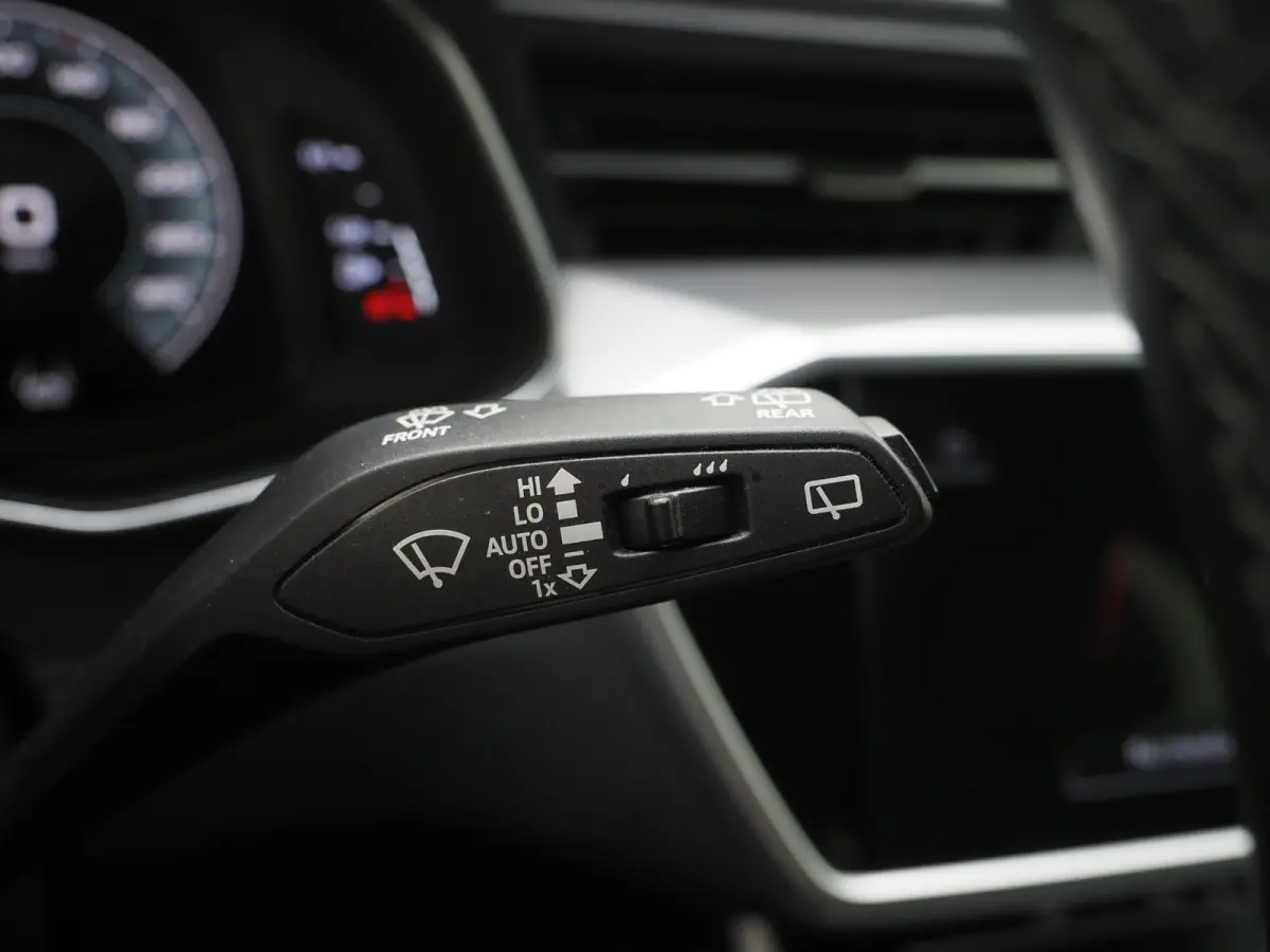 50 TFSI e quattro S-Line Edition | HUD | Camera | Adaptive Cruise | Donkere Hemel | Stoel/stuurverwarming | Carplay