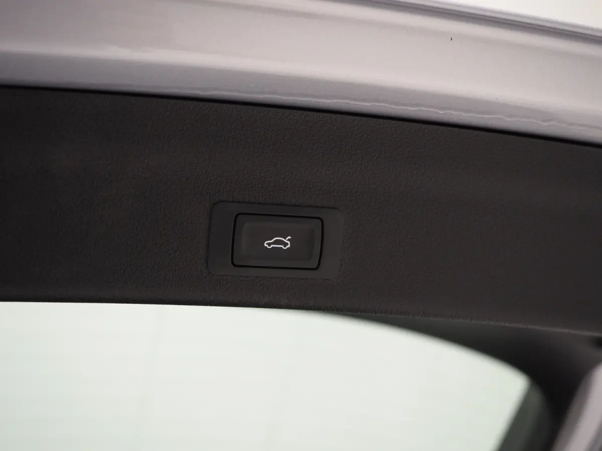50 TFSI e quattro | Trekhaak | Adaptive Cruise | Camera | Stoelverwarming | DAB | Virtual | Carplay