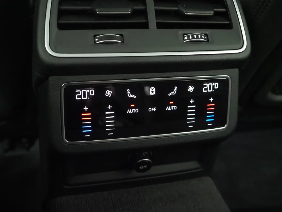 50 TFSI e quattro | Trekhaak | Adaptive Cruise | Camera | Stoelverwarming | DAB | Virtual | Carplay