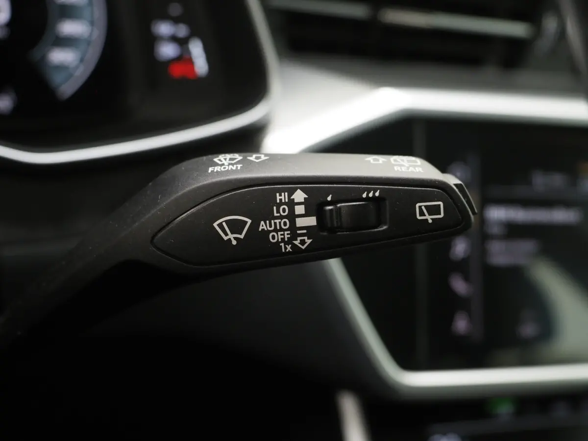 50 TFSI e quattro | Trekhaak | Adaptive Cruise | Camera | Stoelverwarming | DAB | Virtual | Carplay