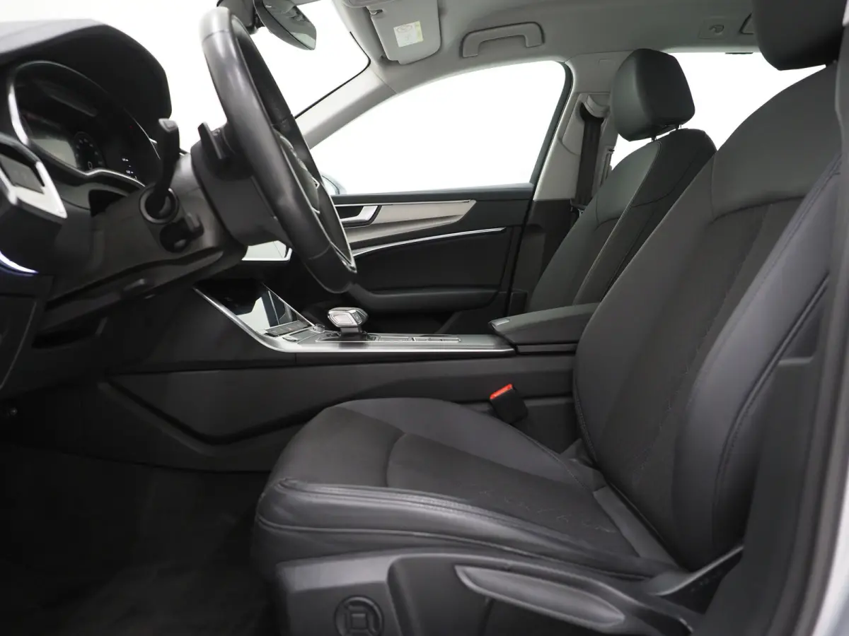 50 TFSI e quattro | Trekhaak | Adaptive Cruise | Camera | Stoelverwarming | DAB | Virtual | Carplay