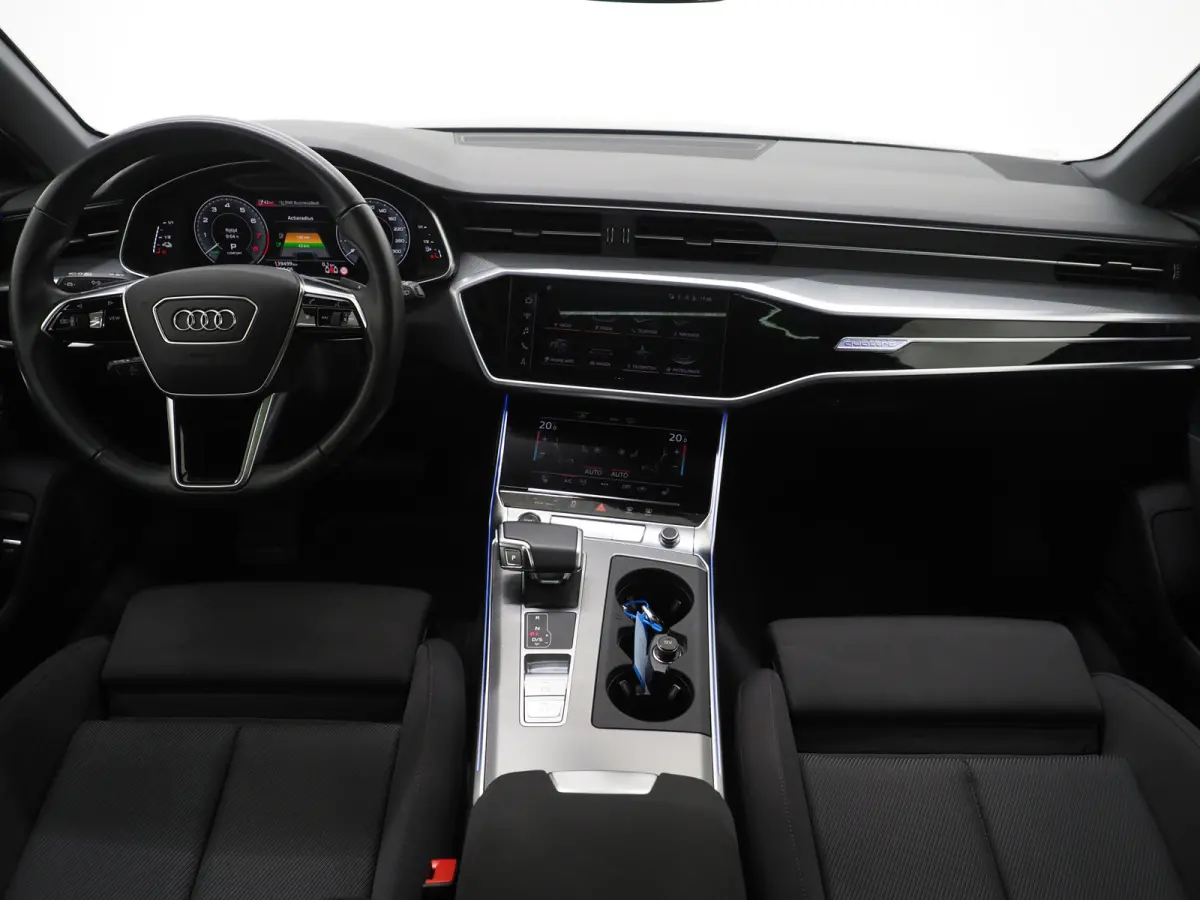 50 TFSI e quattro S-Line | Panoramadak | Trekhaak | B&O Audio | Sfeerlicht | Keyless | Adaptive Cruise | Carplay