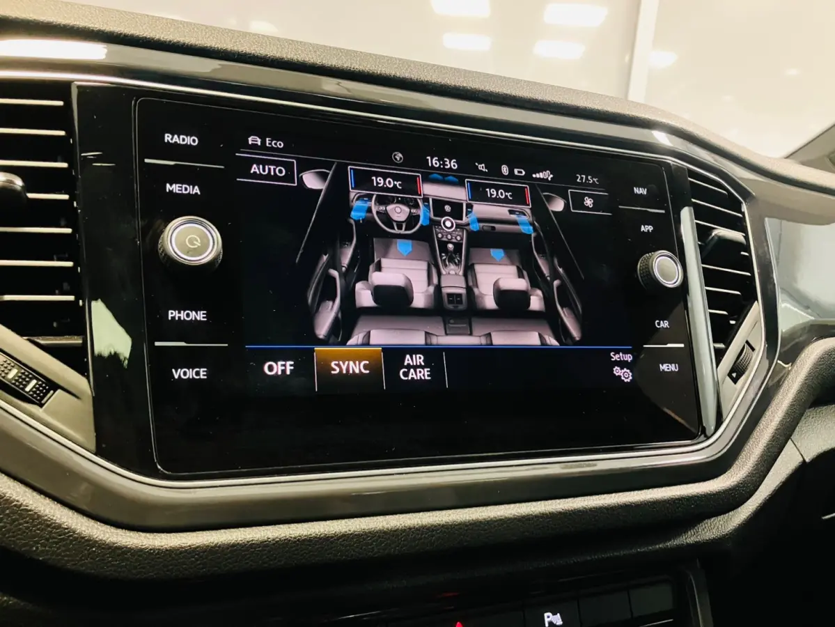 Sport Business R-Line 1.5TSi DSG | LED | Camera | Navigatie |