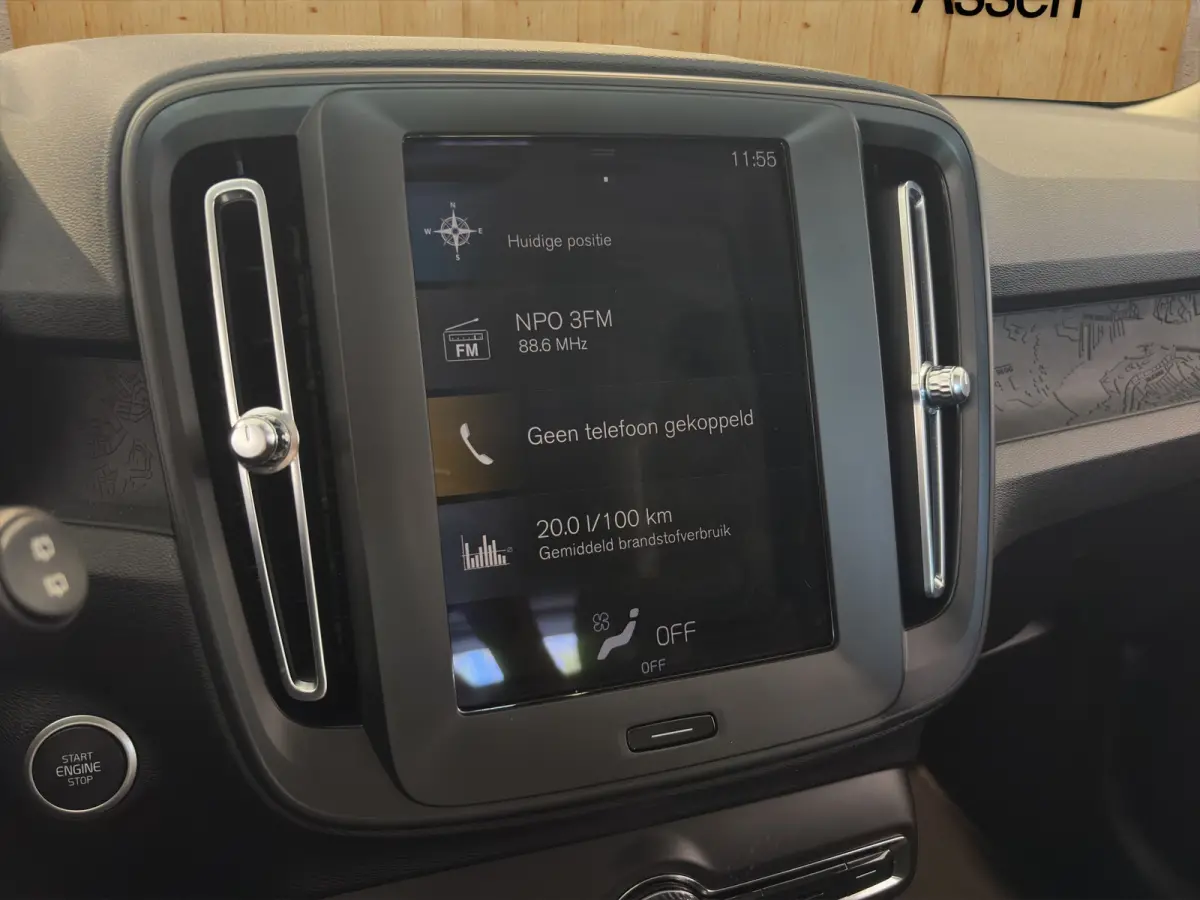 T2 Momentum | Cruise control | DAB | Start/stop systeem | Parkeersensoren | Bluetooth |