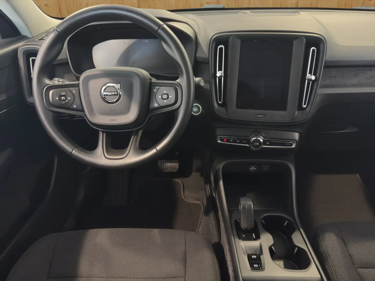 T2 Momentum | Cruise control | DAB | Start/stop systeem | Parkeersensoren | Bluetooth |