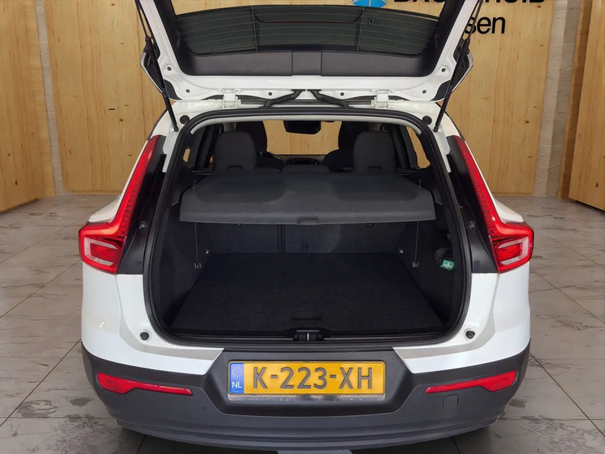 T2 Momentum | Cruise control | DAB | Start/stop systeem | Parkeersensoren | Bluetooth |