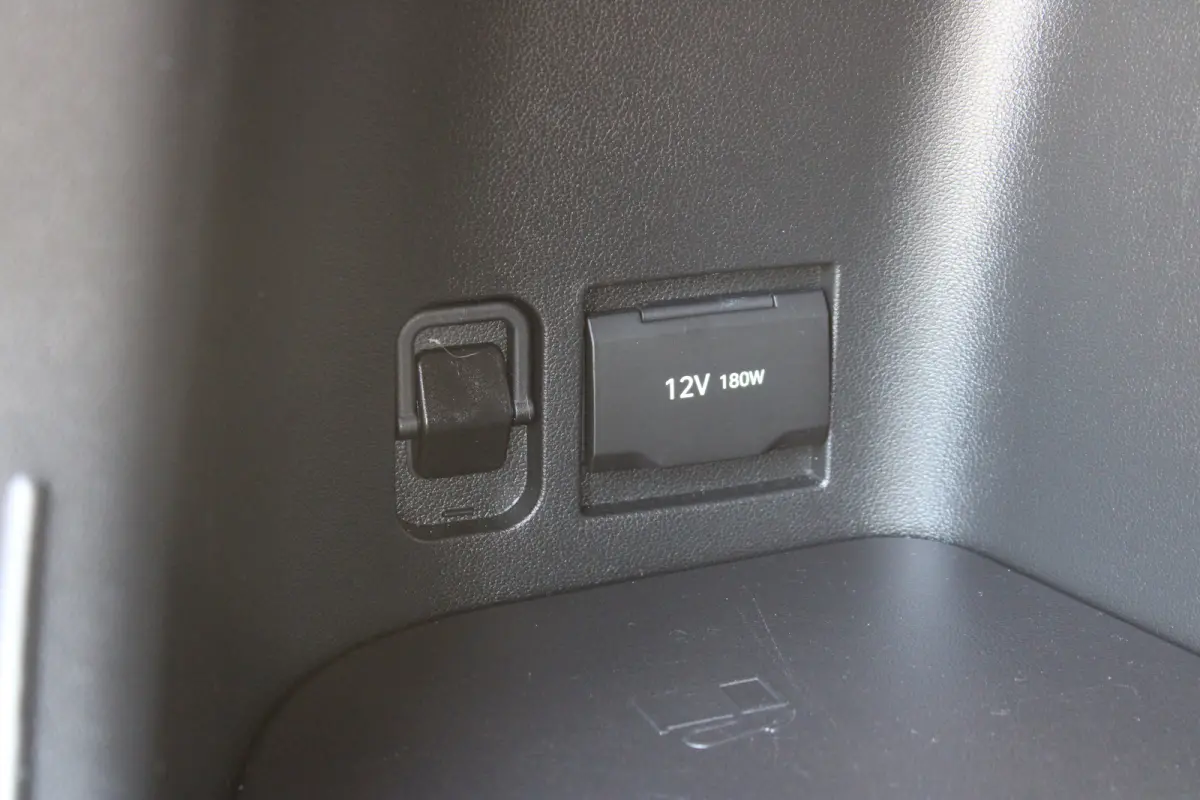 1.6 T-GDI PHEV Premium 4WD | 100% dealeronderhouden | 1e eigenaar !! | Achterbank verwarmd