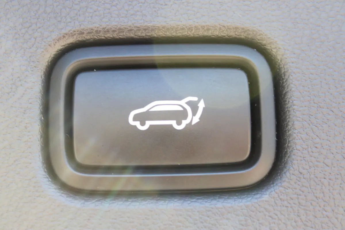 1.6 T-GDI PHEV Premium 4WD | 100% dealeronderhouden | 1e eigenaar !! | Achterbank verwarmd