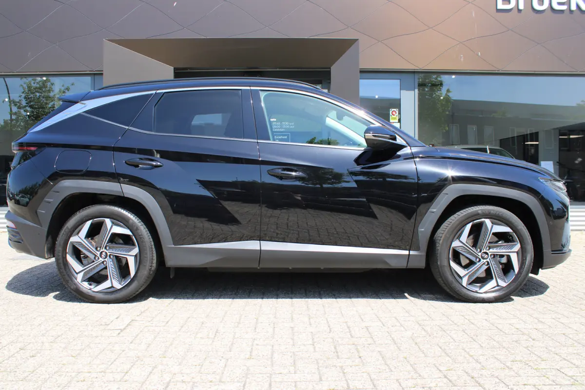 1.6 T-GDI PHEV Premium 4WD | 100% dealeronderhouden | 1e eigenaar !! | Achterbank verwarmd