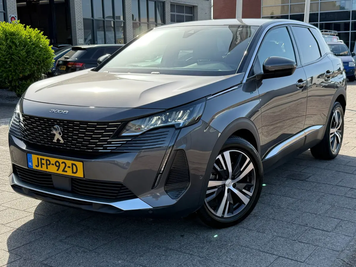 1.6 HYbrid 225 Allure