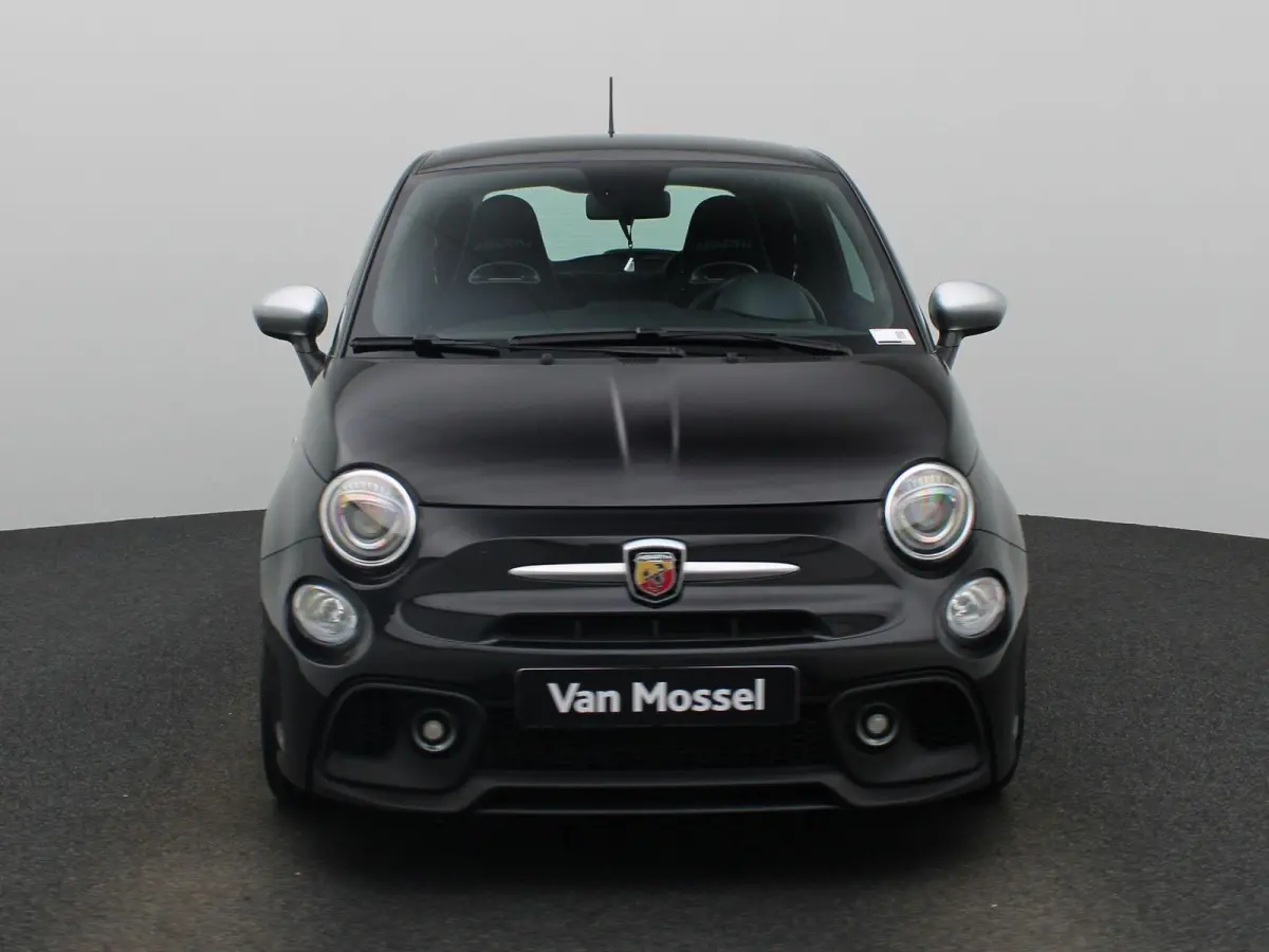 1.4 T-Jet Abarth Turismo 595 | 165PK | LEER | 17'' Lichtmetalen Velgen | Apple Carplay / Android Auto | Navigatie | Virtual Cockpit | Climate Control |