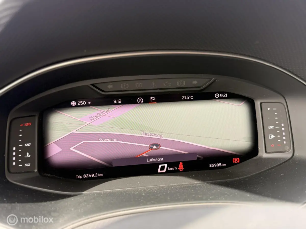 1.0 EcoTSI Style Business Connect | Virtual Cockpit | Stoelverwarming | 1e Eigenaar | NAP | All Season banden