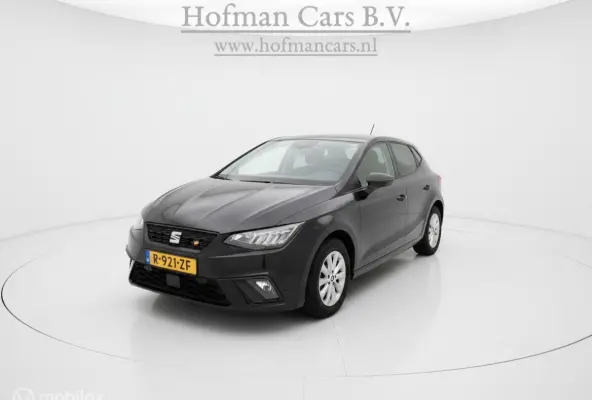 1.0 EcoTSI Style Business Connect | Virtual Cockpit | Stoelverwarming | 1e Eigenaar | NAP | All Season banden
